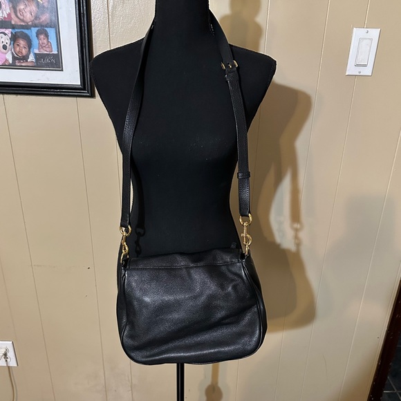 MARC JACOBS 🍒EMPIRE CITY MESSENGER CROSS BODY 🍒BLACK LEATHER GOLD ACCENTS 🍒 - Picture 8 of 13